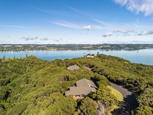1 Bush Point Road, Kerikeri