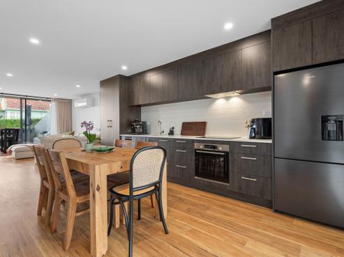 10 Dunkirk Terrace, Mount Albert