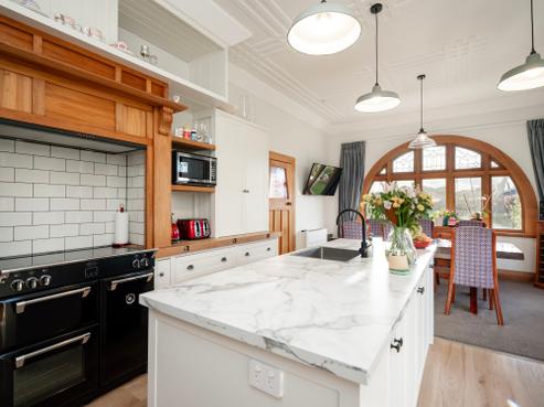 239 Herbert Street, Windsor