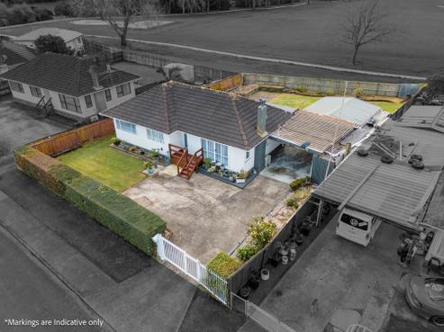 15 Velvet Crescent, Otara