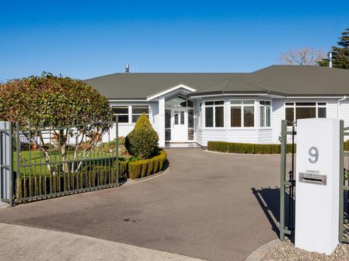 9 Murphy Court, Highbury