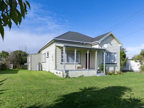 140 Hakanoa Street, Huntly