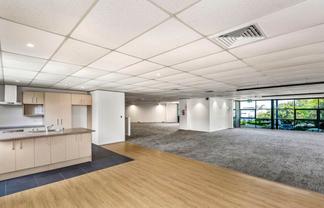 Quality Mount Eden Office 