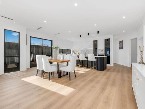 13 Catalina Avenue, Rosehill