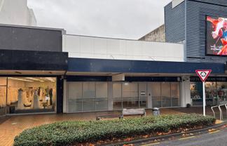 Prime Position Office or Retail