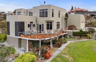 25 Aronui Road, Alexandra