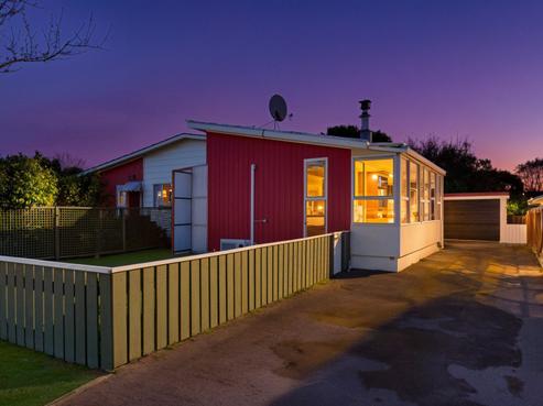 16B Sunshine Avenue, Paraparaumu
