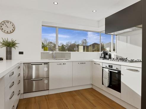 4 Bracken Common, Rolleston