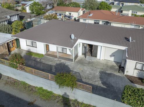 2/1017 Tomoana Road, Mahora