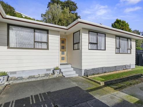 12B Garnet Grove, Birchville