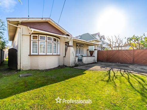 87 Penrose Street, Woburn