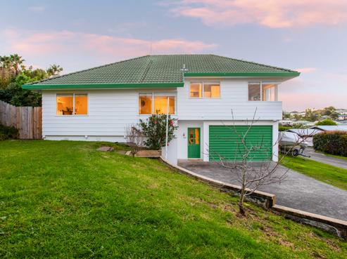 37 Charlotte Street, Stanmore Bay