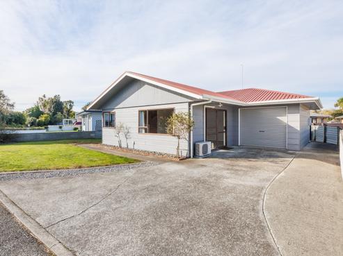 12 South Street, Feilding