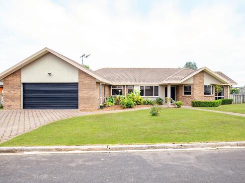 18 Halcione Close, Flagstaff