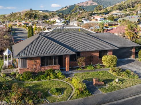 1 Kate Edger Place, Stoke