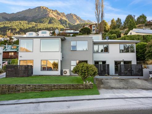 22 Sainsbury Road, Fernhill/Sunshine Bay