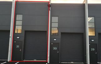 Modern 65sqm Warehouse in Sought-After Silverdale