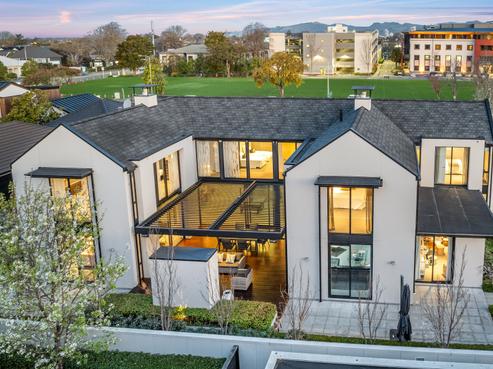 6 Circuit Street, Strowan