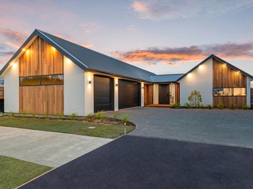 82 Whitehorn Drive, Lincoln