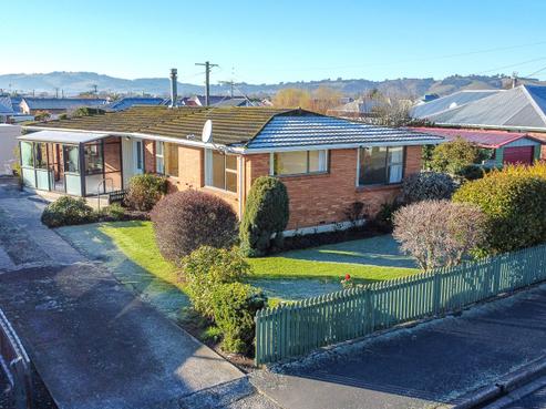 51 Carlyle Road, Mosgiel