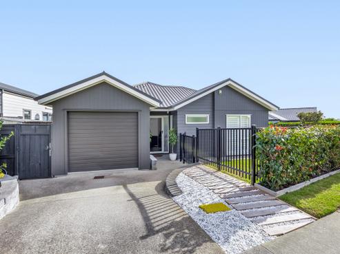 53 Barcliff Terrace, Gulf Harbour