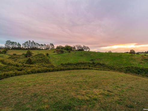 220 Kern Road, Ramarama