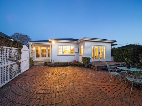 22A Blighs Road, Strowan
