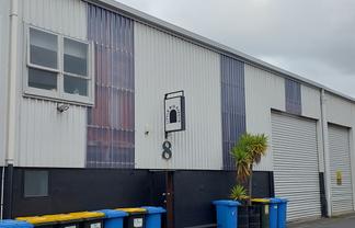 Handy Newton St Position