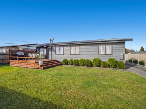 2 Tania Crescent, Western Heights