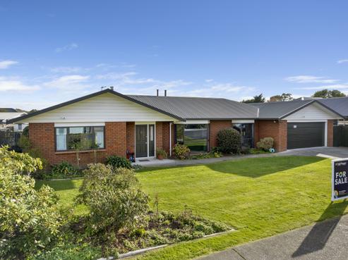 31 Norfolk Crescent, Feilding