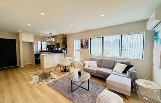 8/27 Landscape Road, Papatoetoe