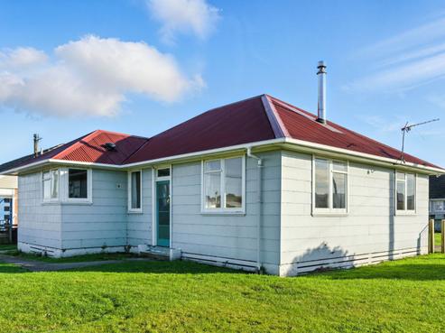 18 Doon Street, Mosgiel