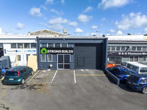 15/10 Olive Road, Penrose