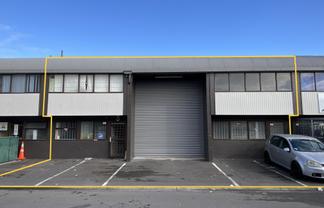 444SQM or 222SQM High Stud Warehouse for Lease