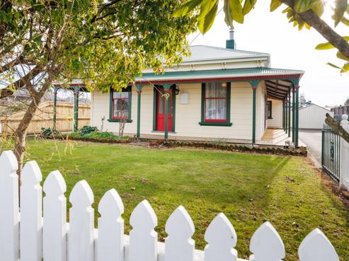 18 Monckton Street, Feilding