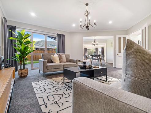4 Longwood Place, Harrowfield