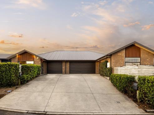16 Iris Place, Grandview Heights