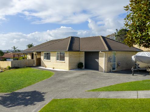 2 Libnai Avenue, Clover Park