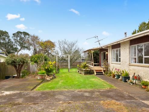 52 Tasman Street, Pukekohe