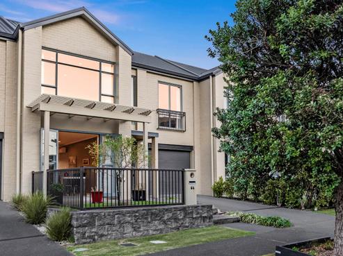 64 Barbarich Drive, Stonefields