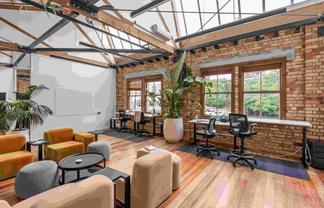 Character Office On The Strand – For Lease