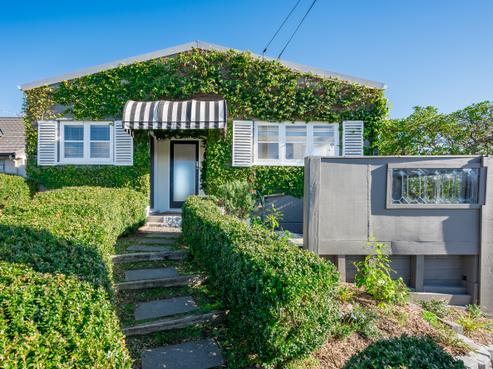 118 Seaview Road, Paraparaumu Beach