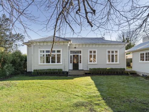 206 Main Street, Greytown