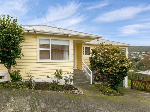 17A Tawa Terrace, Tawa