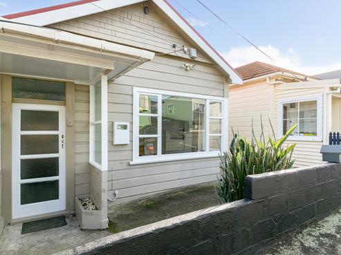 5 Herald Terrace, Berhampore