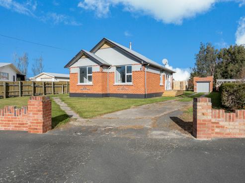 6 Mold Street, Middlemarch
