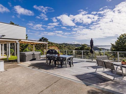 2 Binnie Street, Paihia