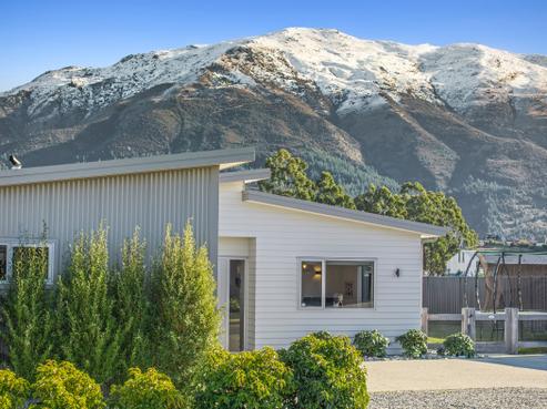 16 Isthmus Place, Lake Hawea