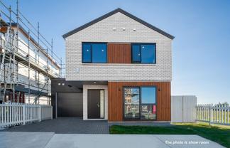 8 Taipahitini Road, Karaka