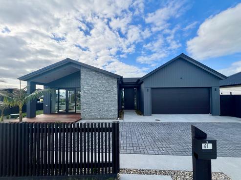 61 Tipu Crescent, Wainui